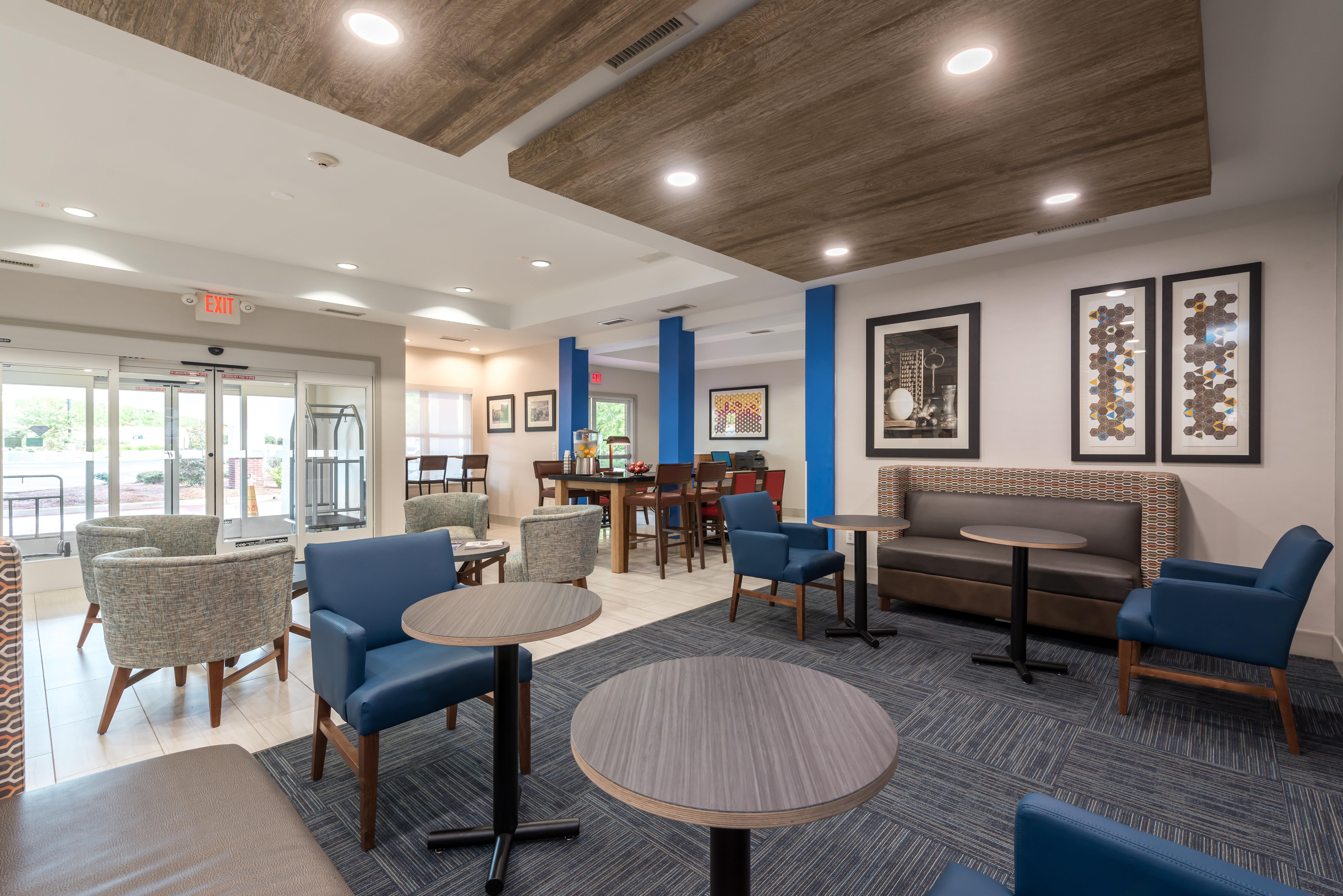 Holiday Inn Express Hotel & Suites Lagrange I-85 By Ihg Bagian luar foto