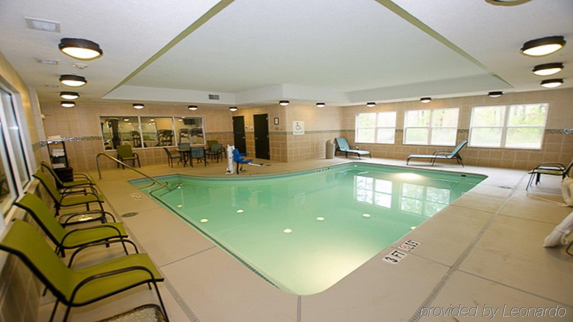 Holiday Inn Express Hotel & Suites Lagrange I-85 By Ihg Bagian luar foto