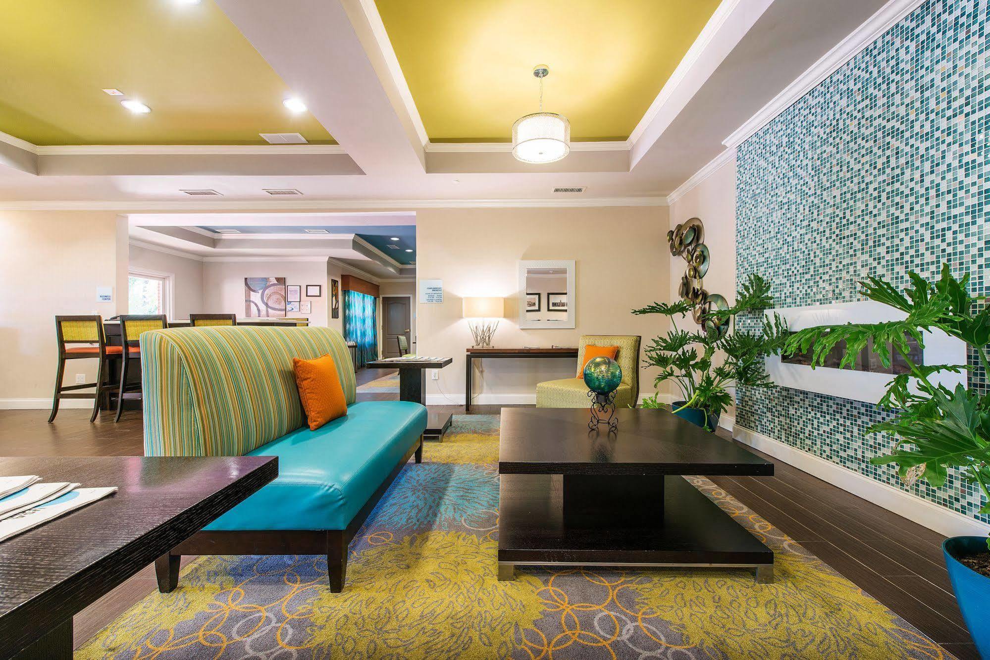 Holiday Inn Express Hotel & Suites Lagrange I-85 By Ihg Bagian luar foto